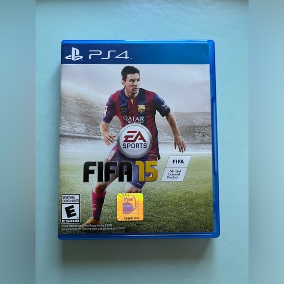 PS4 FIFA 15 - Picture 1 of 4